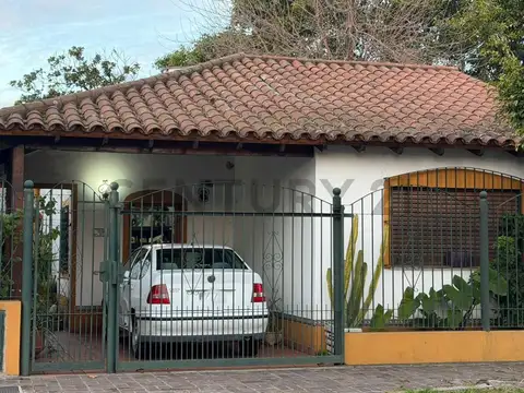 VENTA CASA EN VILLA BALLESTER
