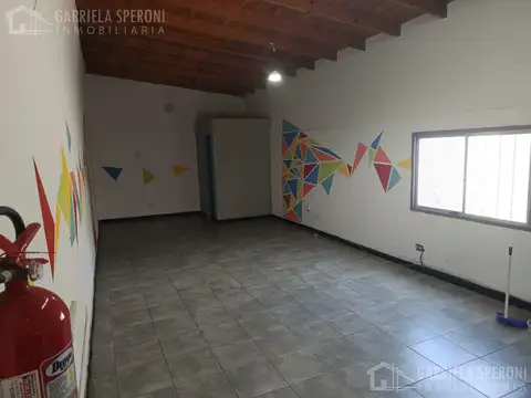 Local en Alquiler en Monte Chingolo, $ 450.000