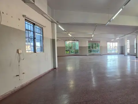 Oficina 2 ambientes con 2 baños