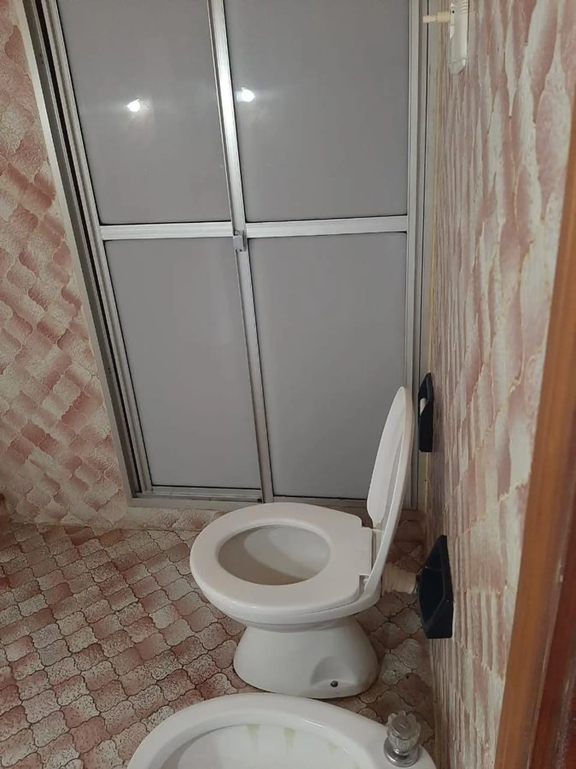 PH 3 ambientes 2 do piso por escalera, al frente