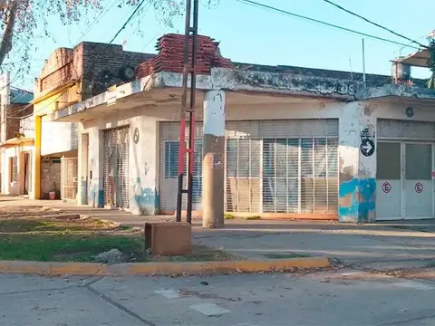 AMPLIA EDIFICACIÓN MULTIPROPÓSITO OV. LAGOS Y PJE. DE LA CIERVA