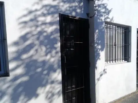 FLORESTA,PH,REMODELADO NUEVO/SIN  EXPSAS,FRENTE,