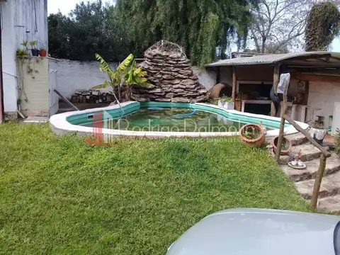 Casa en Venta con 3 cocheras