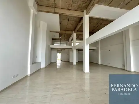 Local 174 M2 cub. sobre Martin Fierro