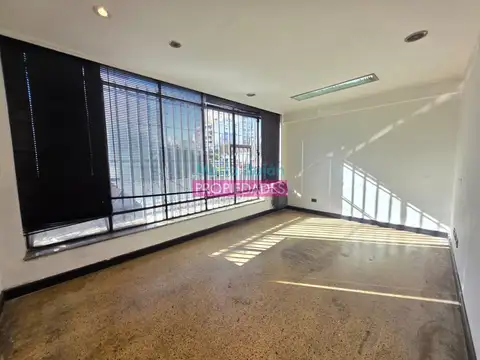 Oficina en Venta en Avellaneda, USD 68.000