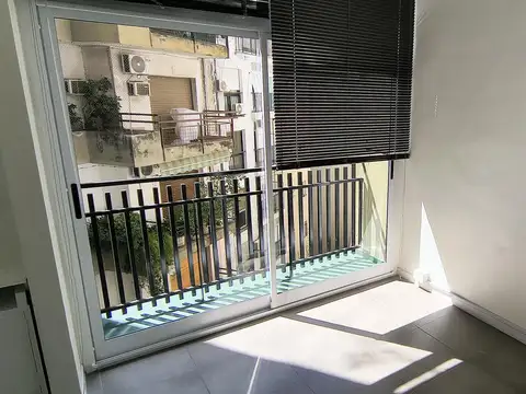 Reciclado!! Super luz y excelente ubicación!