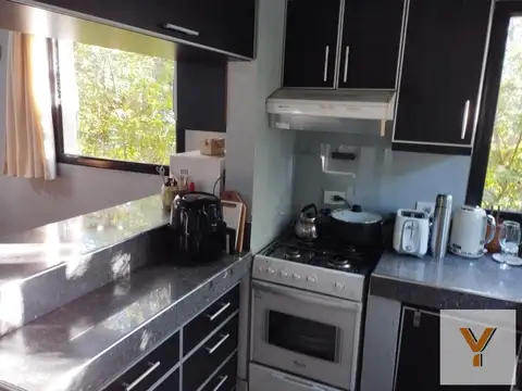 Casa en Venta con 4 cocheras