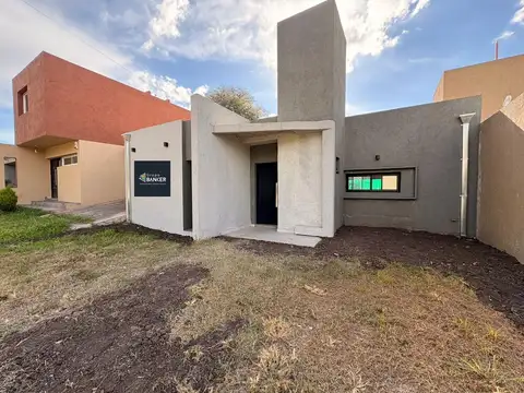 casa en villa catalina