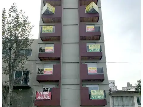 Av.mitre 3260 , Piso 8