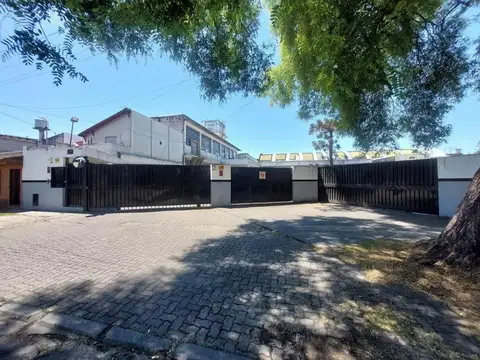 NAVE con Exelente Infraestructura y Ubicacion Logistica 