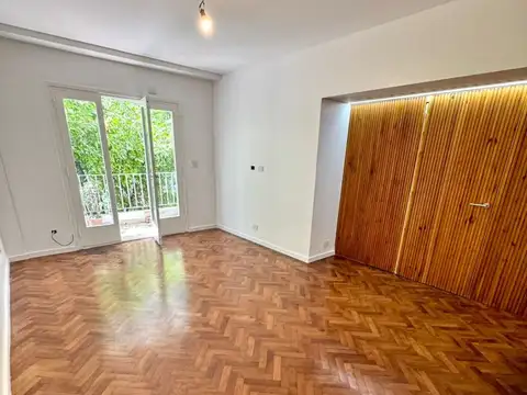 Juan Bautista Alberdi 300, Piso 2