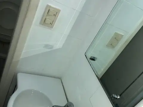 Oficina en alquiler s/Av Maipu al 1300