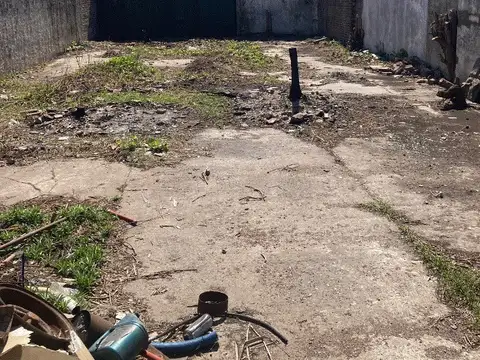 Venta - Excelente terreno con una superficie total de 225 m2