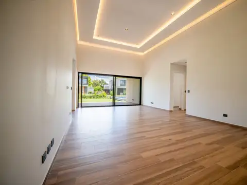 Casa 5 ambientes con 5 baños
