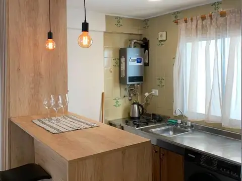 Depto AMOBLADO en Alquiler Mensual al lado de Abogacia