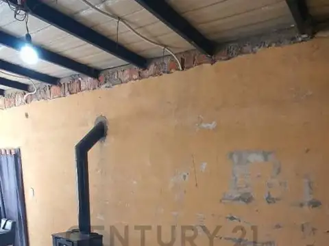 En Venta    Casa con Quincho. OPORTUNIDAD  