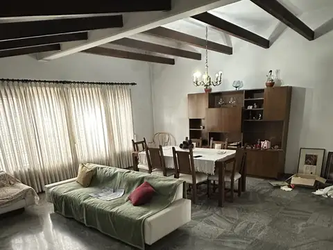 Casa en Venta en Barrio Arca, USD 280.000
