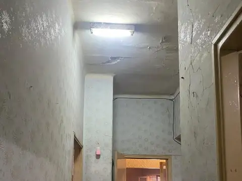 Venta de casa a refaccionar barrio congreso