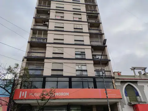 2 Ambientes Frente Plaza Morón