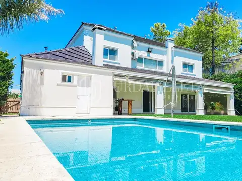 Casa en Venta de 5 dormitorios