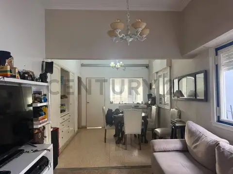 Casa 5 ambientes con 1 baño