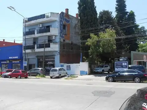 Lote Único de 1.627 m² sobre Av. Bartolomé Mitre, Villa Mart