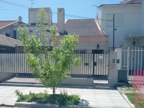 DEPARTAMENTO_TIPO_CASA en VENTA en Haedo