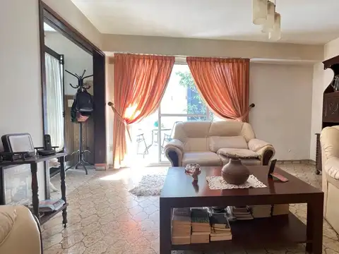 Depto Tipo Casa en Venta de 4 ambientes