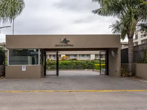 Departamento en Alquiler con 1 cocheras