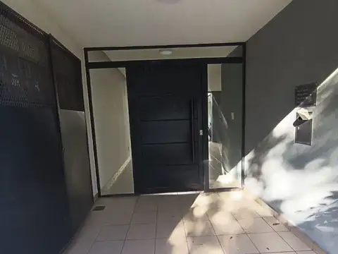 lugones 3400, Piso 2