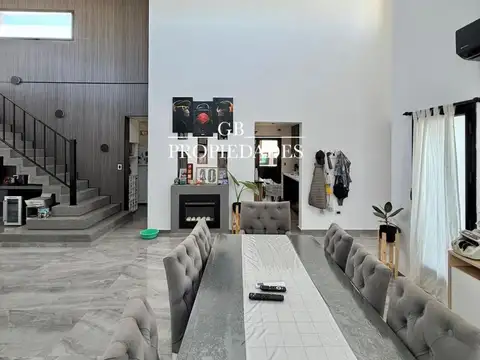 Casa en Venta 1 año