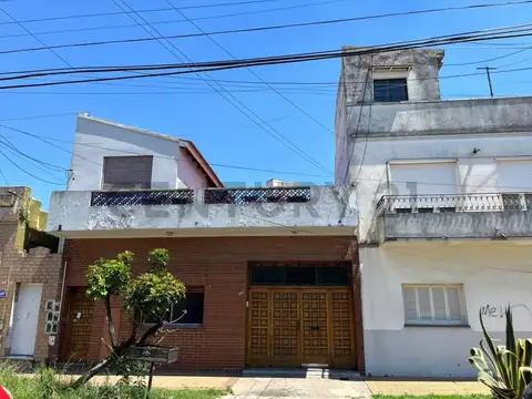 Pasteur 600, Piso 0