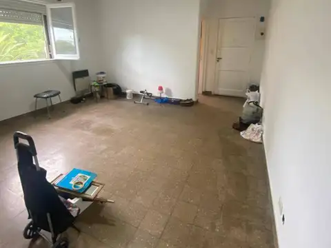 Departamento en Alquiler en Parque Avellaneda, $ 650.000