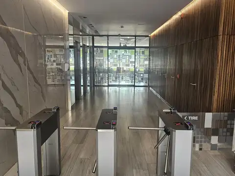 Oficina en Alquiler al Noreste