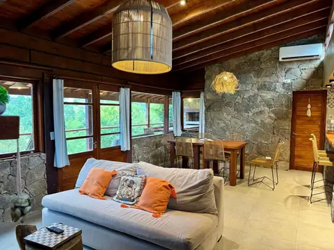 Casa 3 ambientes con 2 baños