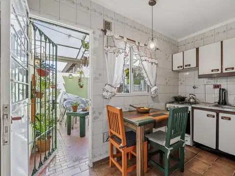 Casa en Venta con 1 cochera