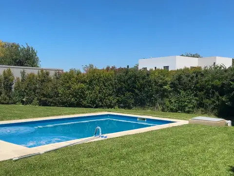 Casa en Alquiler en San Matias, USD 2.000