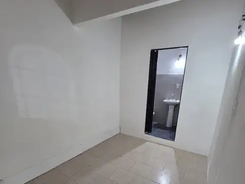 Depto Tipo Casa en Alquiler de 2 ambientes