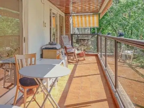 Venta Piso frente al Jardín Botánico | 240m² | 5 Amb | 2 Cocheras