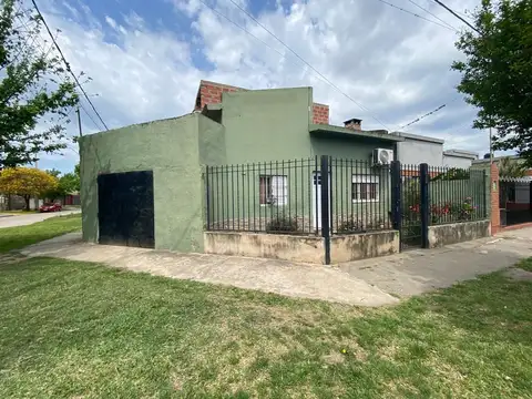 SE VENDE CASA EN SANTO TOMÉ - EXCELENTE UBICACIÓN