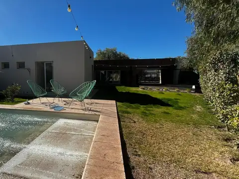 Casa en Alquiler de 3 dormitorios