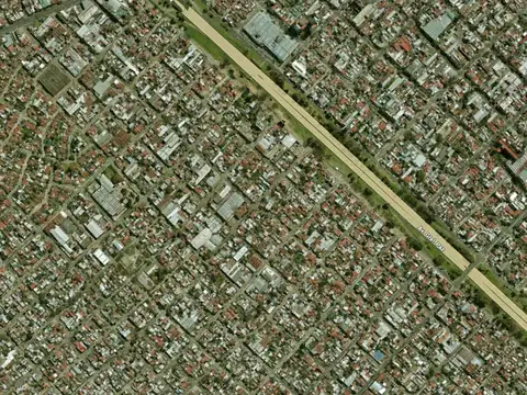 VENTA DEPOSITO EN LOMAS DEL MIRADOR A 300 MTS DE GRAL PAZ
