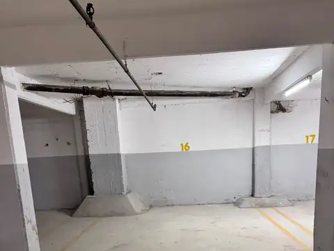 Cocheras en muy buena ubicación