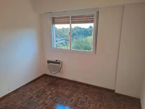 Av Santa Fe 400, Piso 4