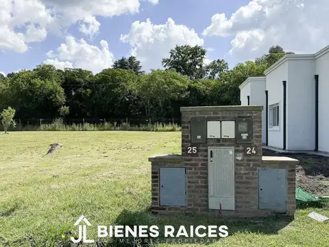 Terreno en venta en Los Cardales en OPORTUNIDAD! Barrio Calandrias