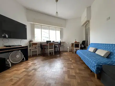 Amplio departamento de 2 ambientes al frente, Palermo