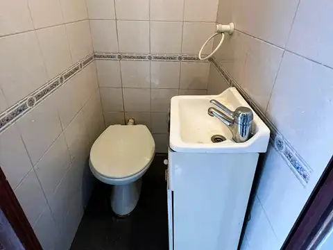 Casa 3 ambientes con 1 baño