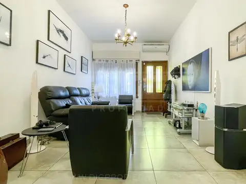 Casa 3 ambientes con 1 baño