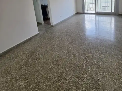 Departamento en Alquiler totalmente reciclado!