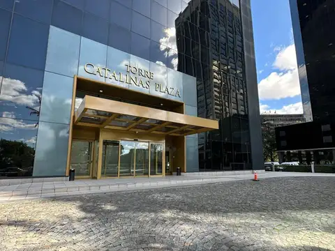 OFICINA EN VENTA TORRE CATALINAS PLAZA PISO 10